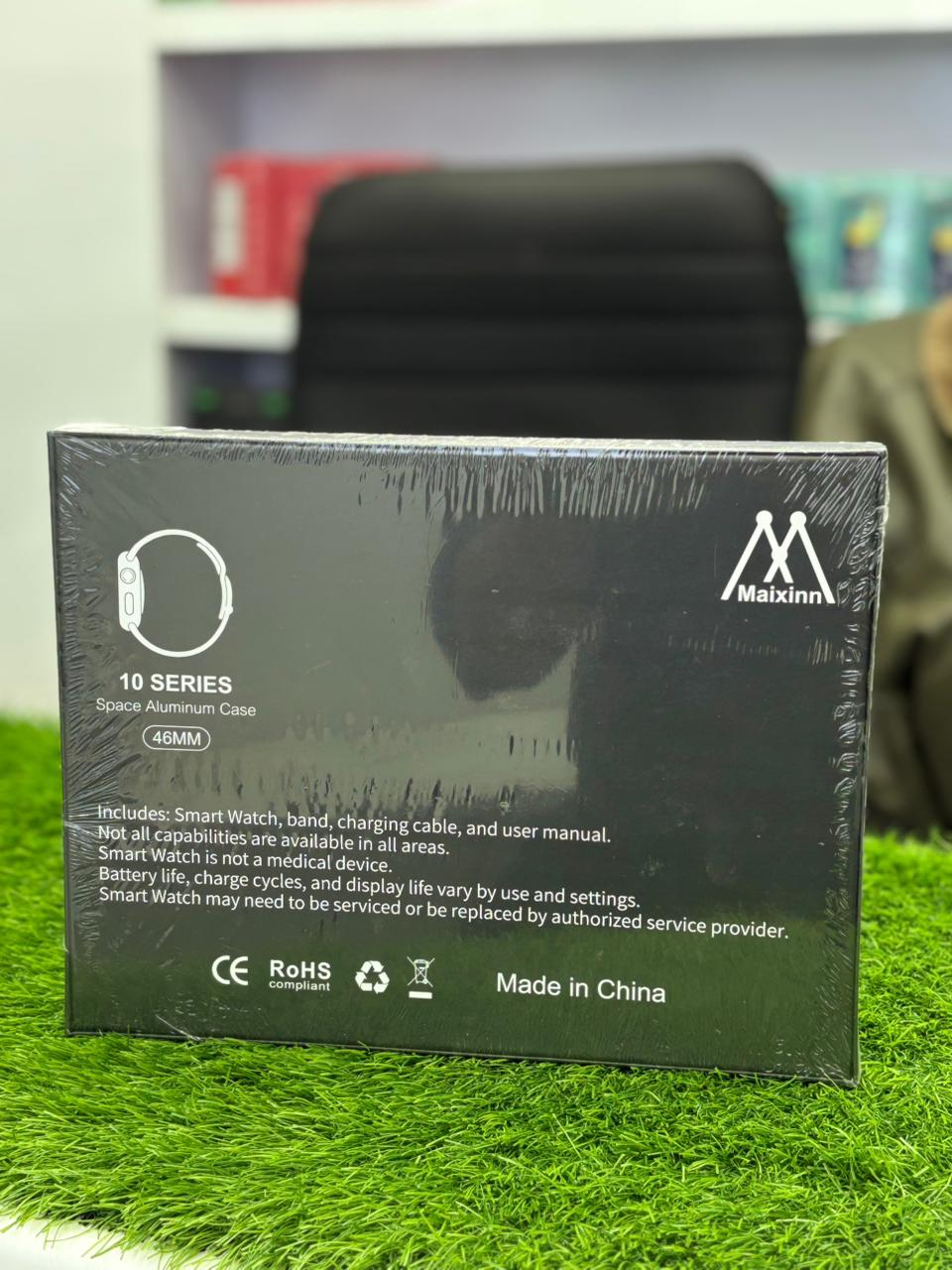 Maixinn 10 Series Max 52 Smart Watch with AMOLED Display – Includes 7 Interchangeable Straps + 1 Silicone Case